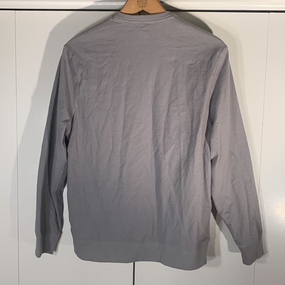 Izod Pullover (S) - Picture 8 of 12